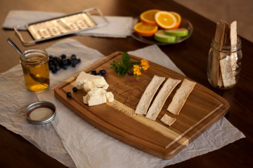 Harry Potter Slytherin Ovale Acacia Cutting Board