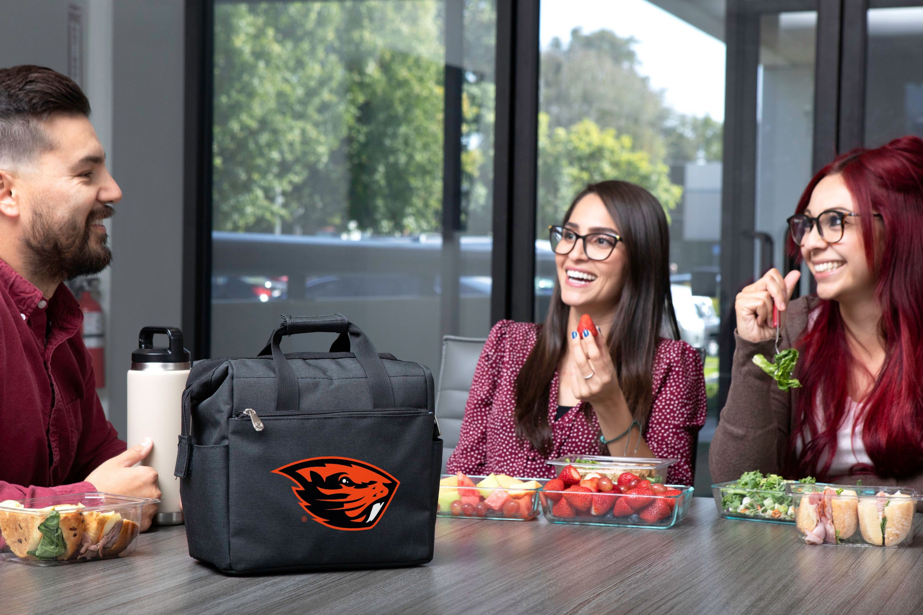 NCAA Oregon State Beavers On The Go Lunch Cooler