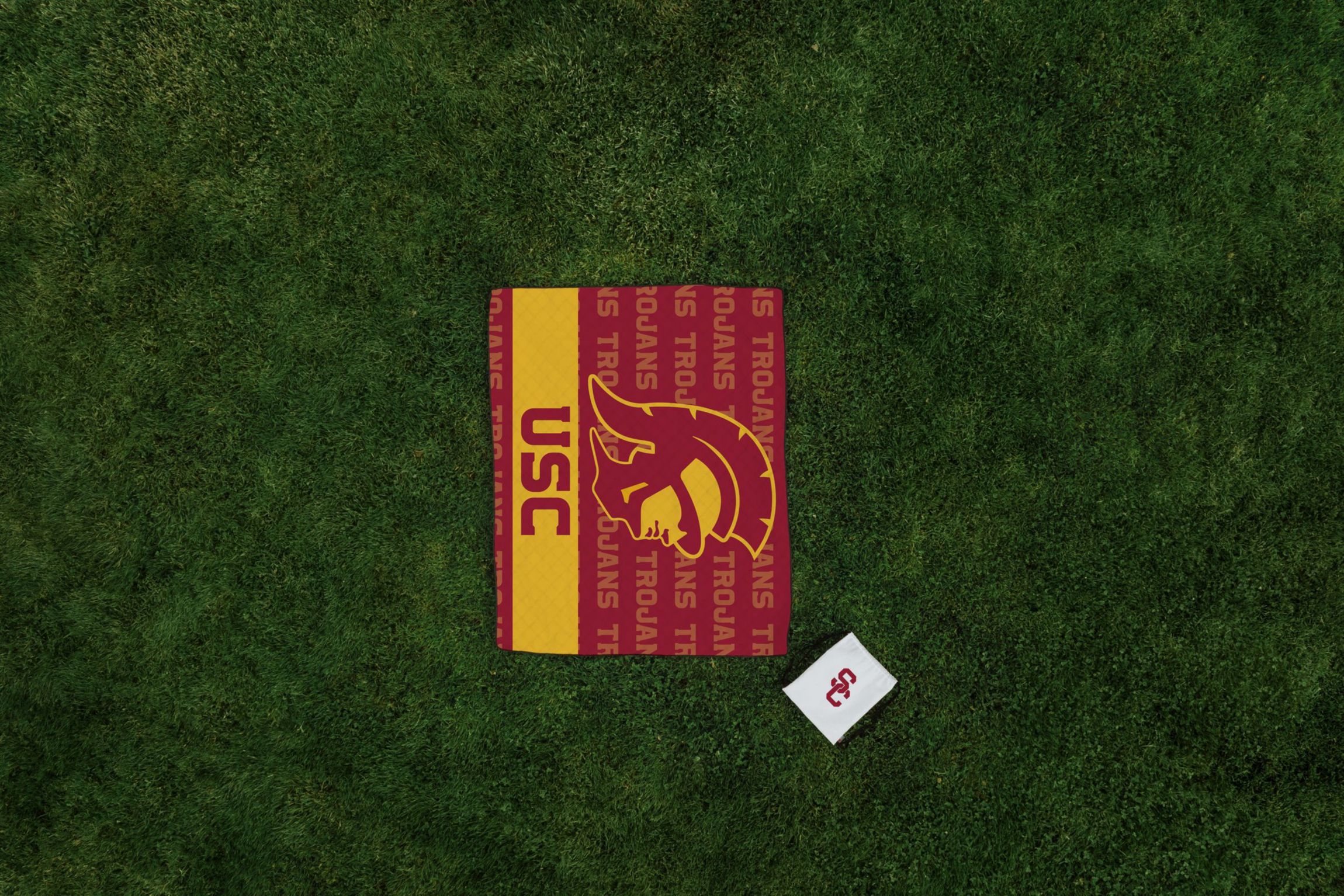 NCAA USC Trojans Impresa Picnic Blanket