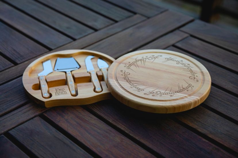 Lord of the Rings Circo Cheese Cutting Board Tools Set