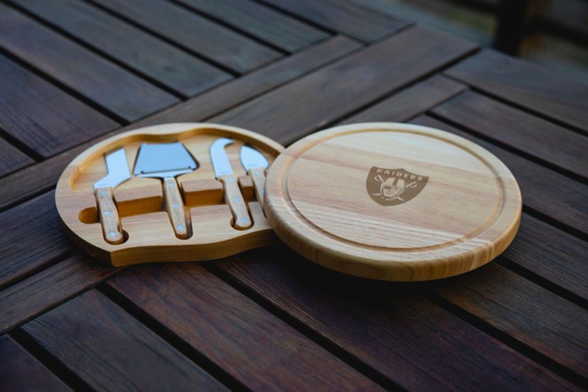 NFL Las Vegas Raiders Circo Cheese Board and Knife Set