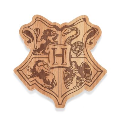 Harry Potter Hogwarts Crest Cheese Set with Tools
