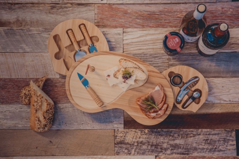 Sand Trap Golf Cheese Cutting Board & Tools Set