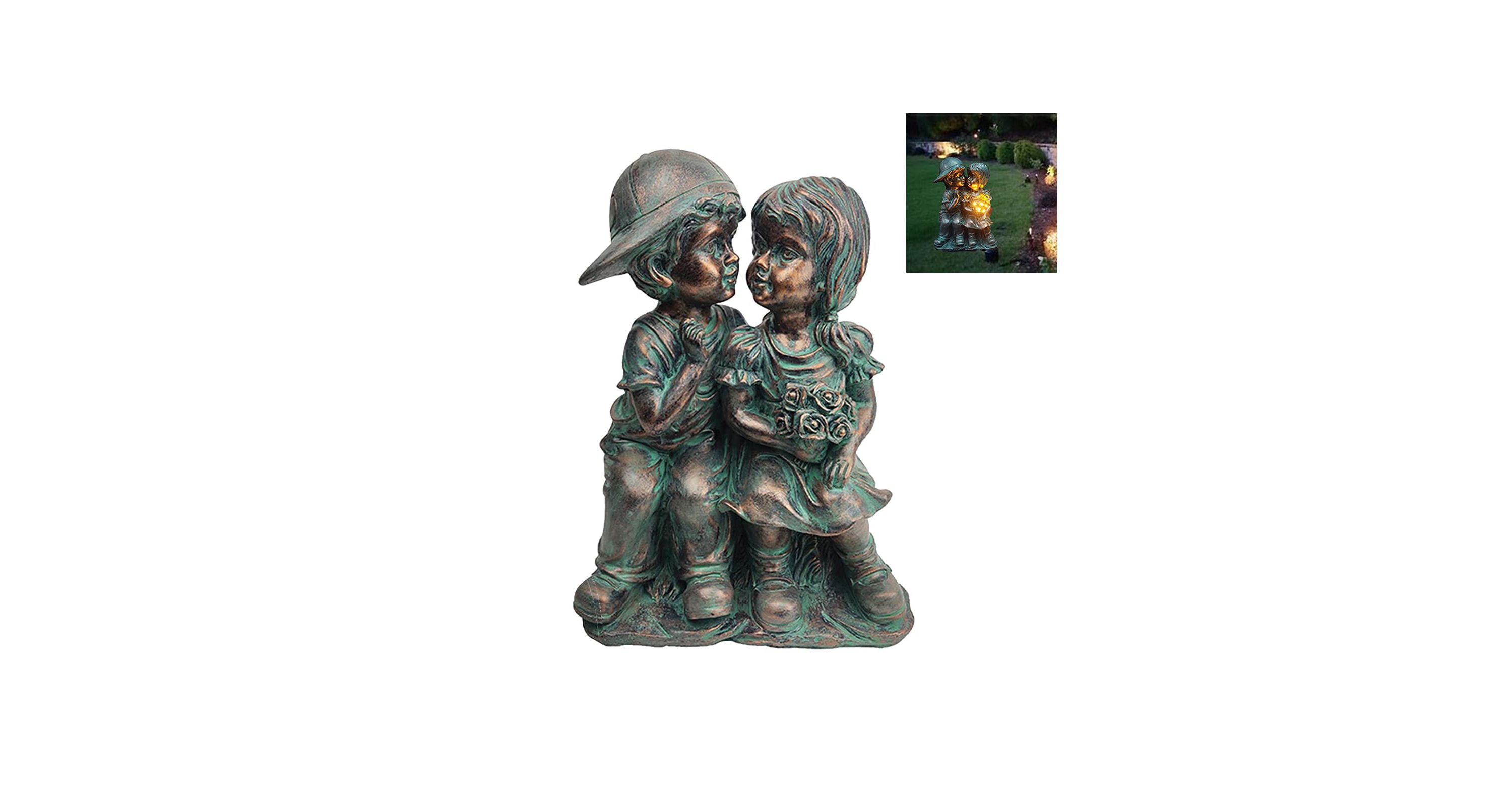 12.6 inch Solar Boy & Girl First Kiss