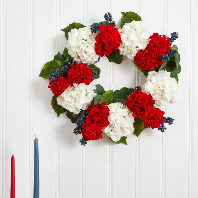 21-Inch Geranium and Blueberry Artificial Wreath