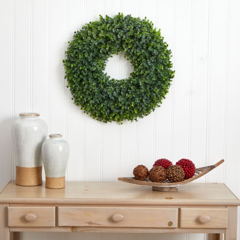 25-Inch Eucalyptus Artificial Wreath