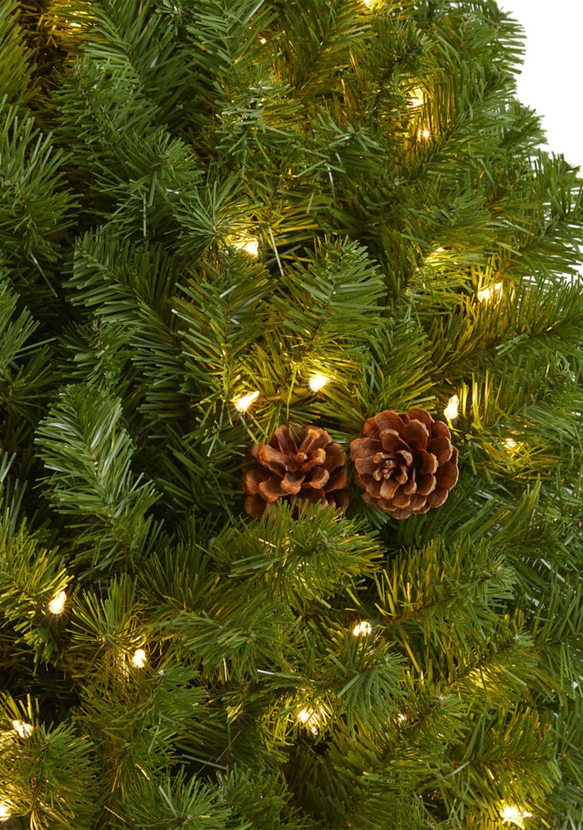 Giant Christmas Wreath with Pine Cones