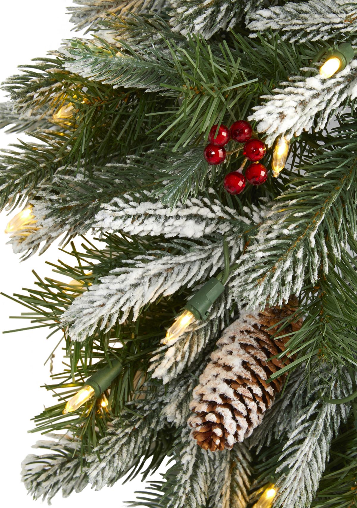 Snowed Christmas Wreath with Pine Cones