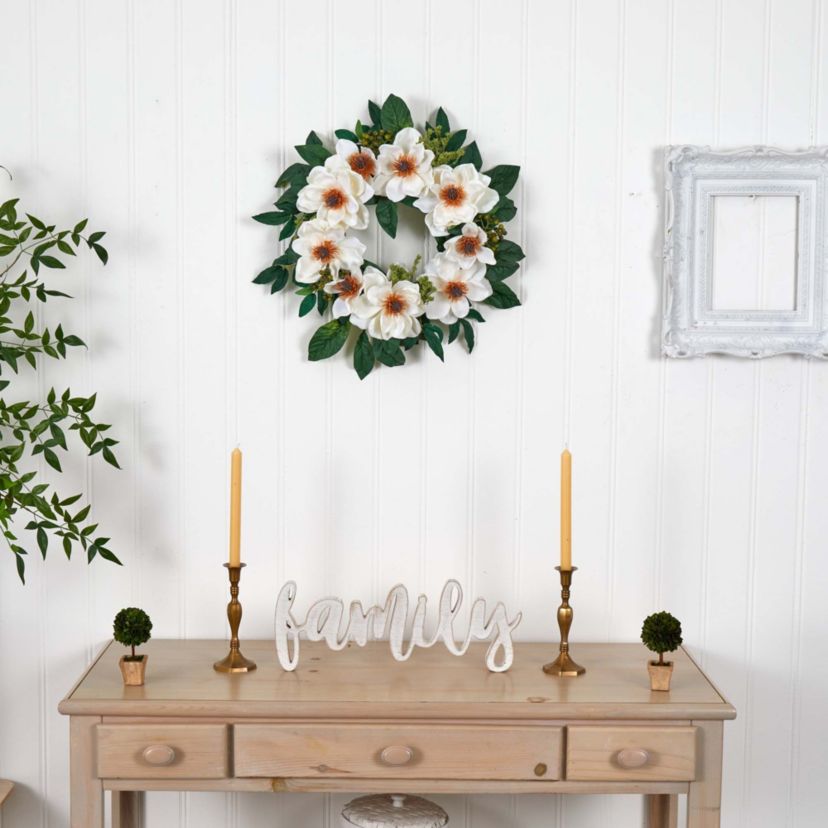 22" Magnolia Wreath