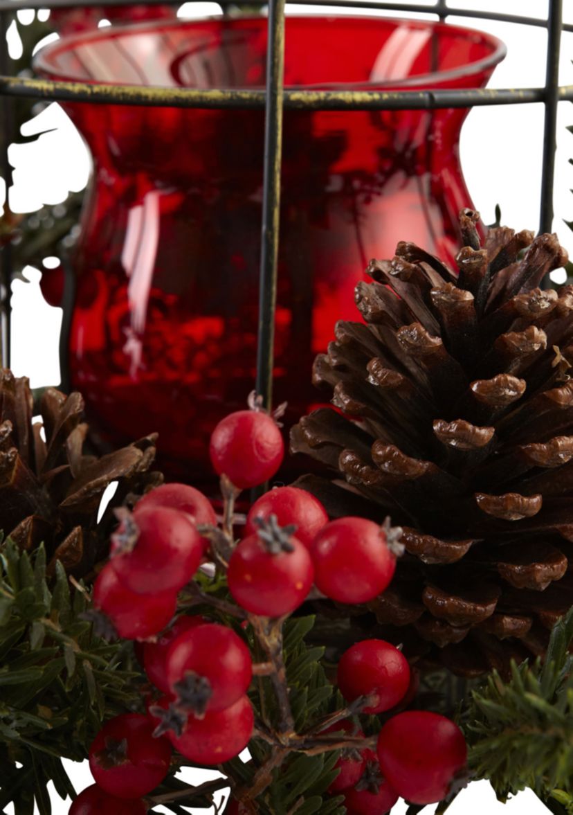 Pine Berry Birdhouse Candelabrum