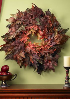30 in Maple Leaf Wreath