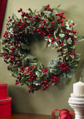 24 in Holly Berry Wreath