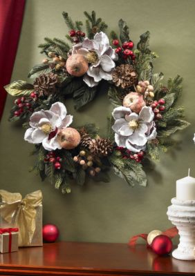 24 in Magnolia Pinecone & Berry Wreath