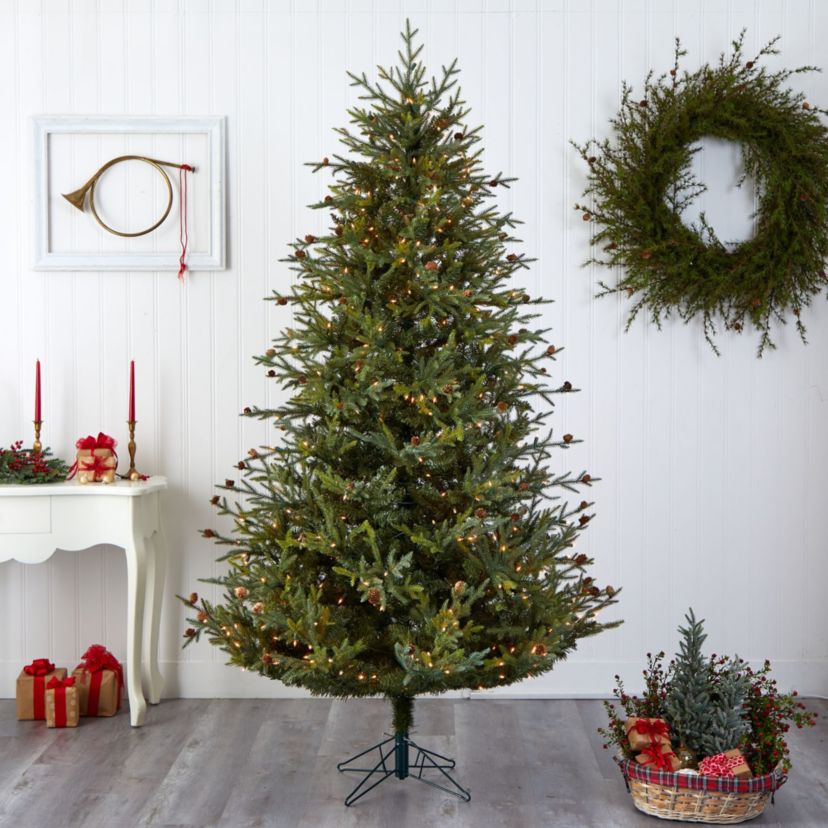 7.5 Classic Pine and Pinecone Christmas Tree