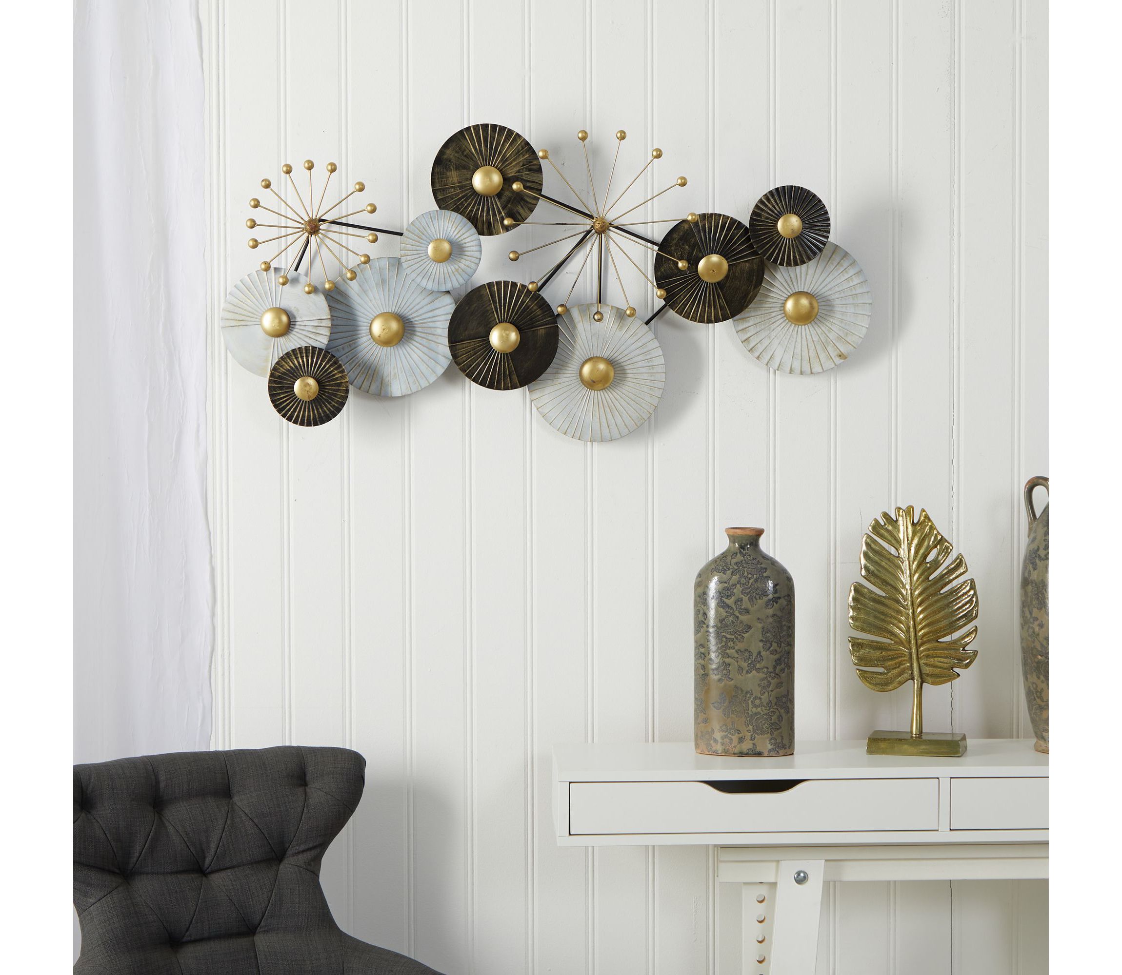 3.5-Foot x 2-Foot Urban Layered Metal Wall Art Decor