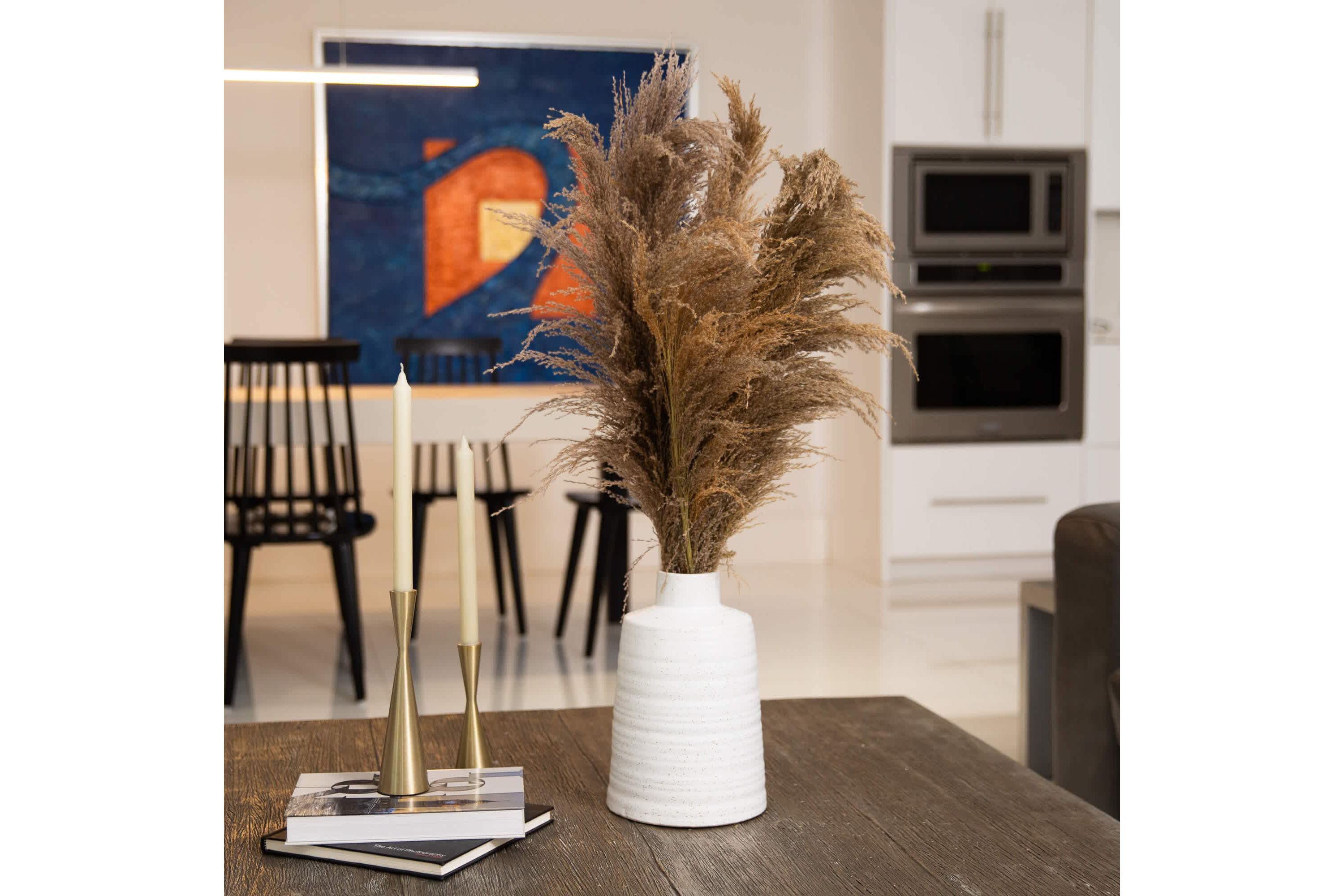 30-Inch  Dried Natural Pampas Arrangement in Ceramic Vase