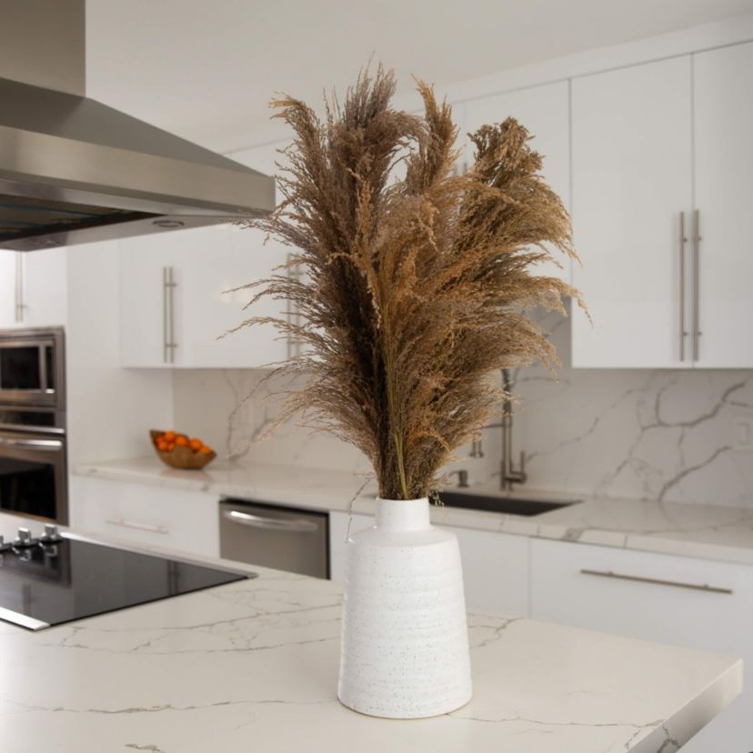 30-Inch  Dried Natural Pampas Arrangement in Ceramic Vase