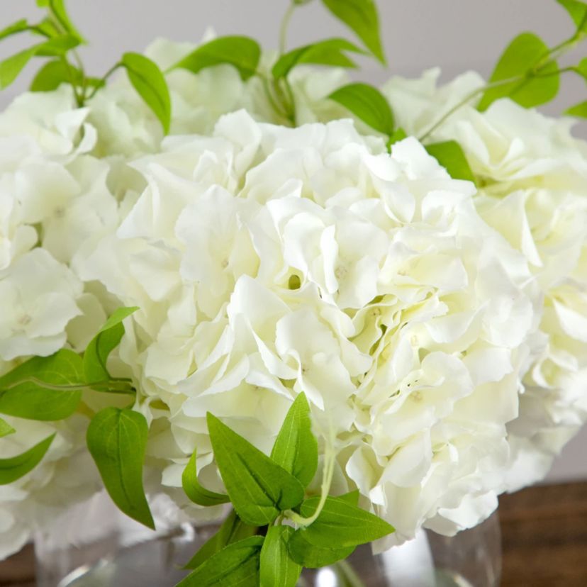 Wedding Collection 18-Inch Artificial Hydrangea Arrangement in Glass Vase