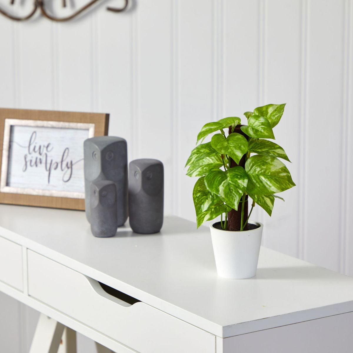 9-Inch Pothos Artificial Plant in White Planter (Real Touch)