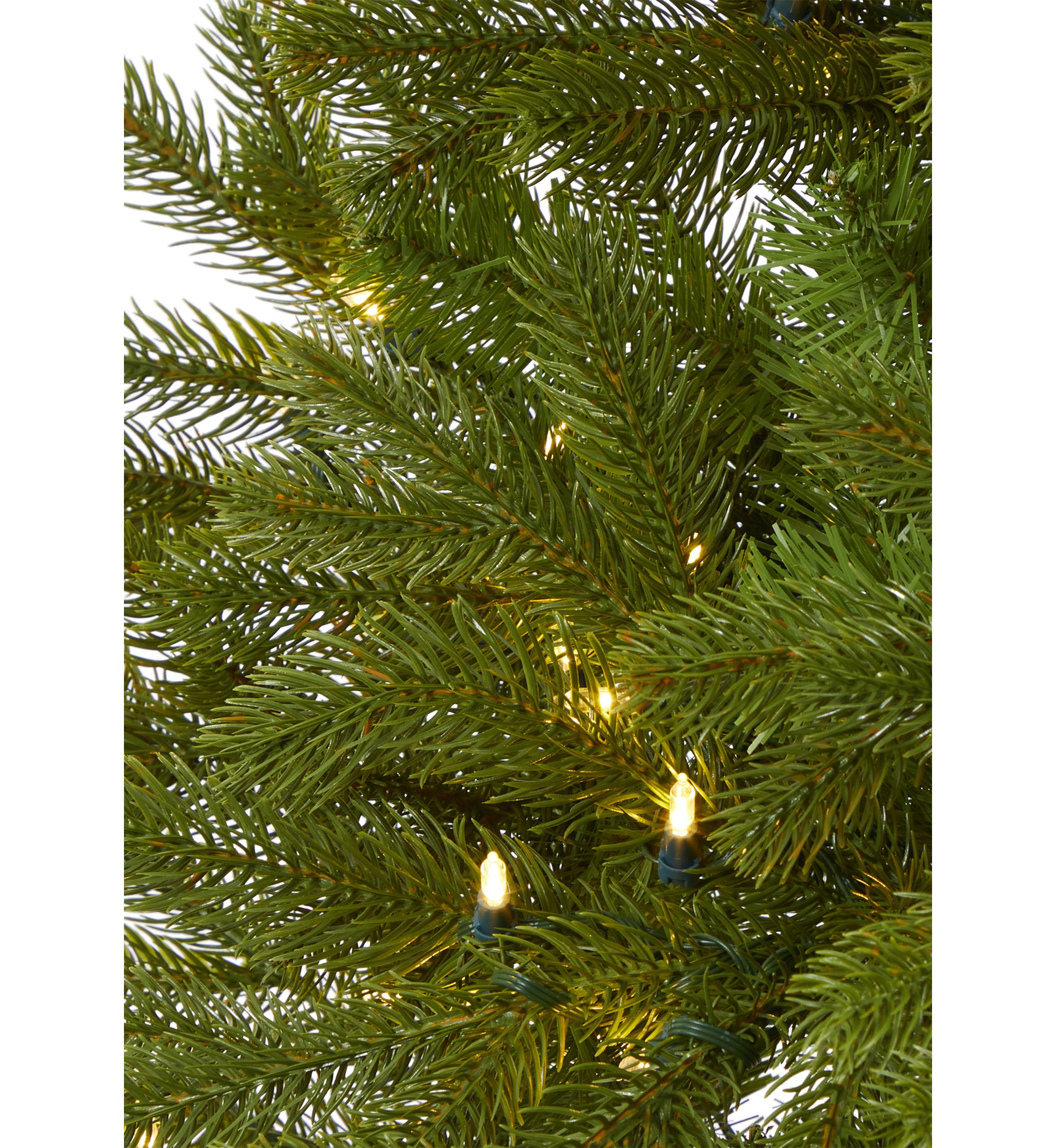 Cambridge Flat Back Christmas Tree