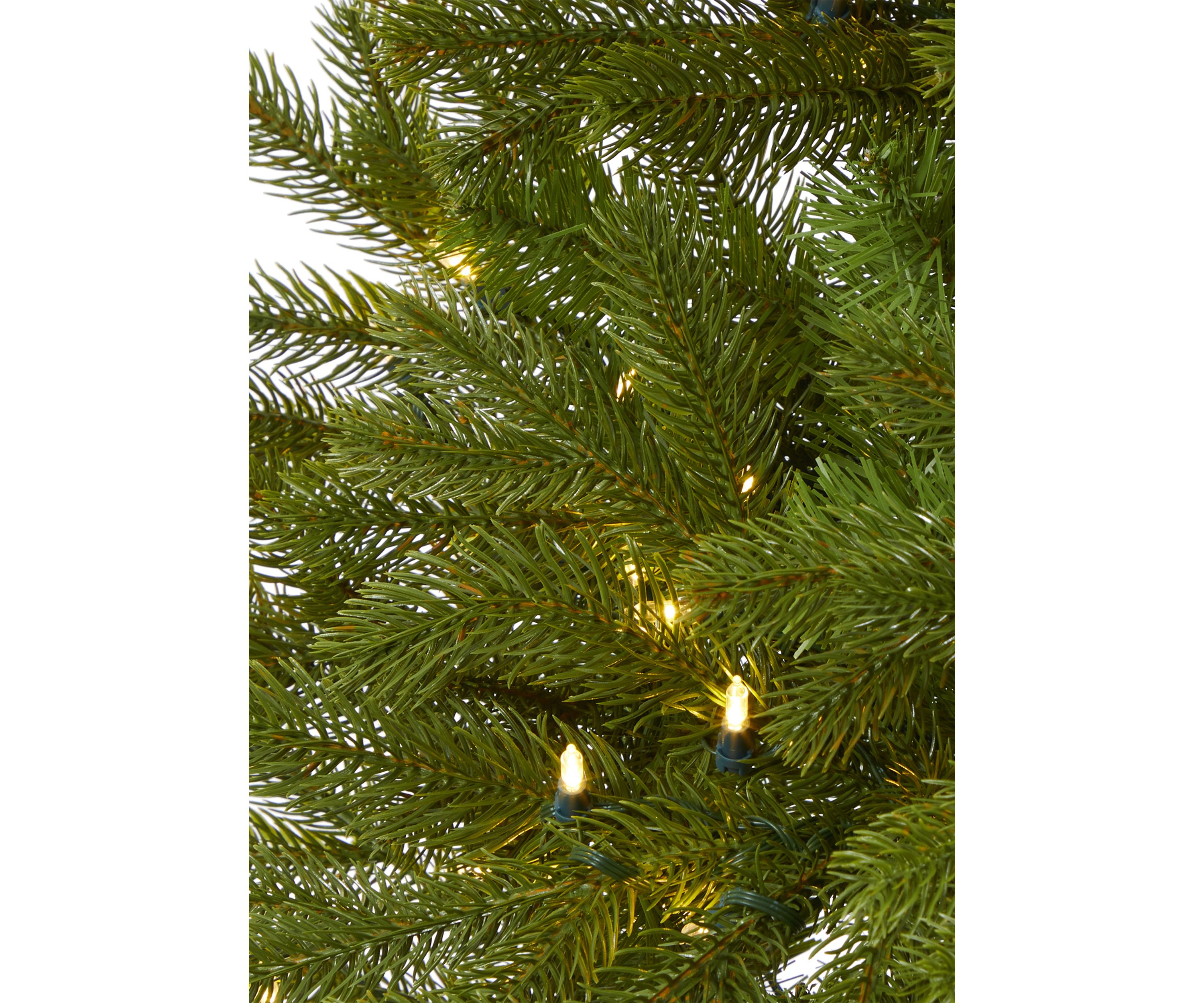Cambridge Flat Back Christmas Tree