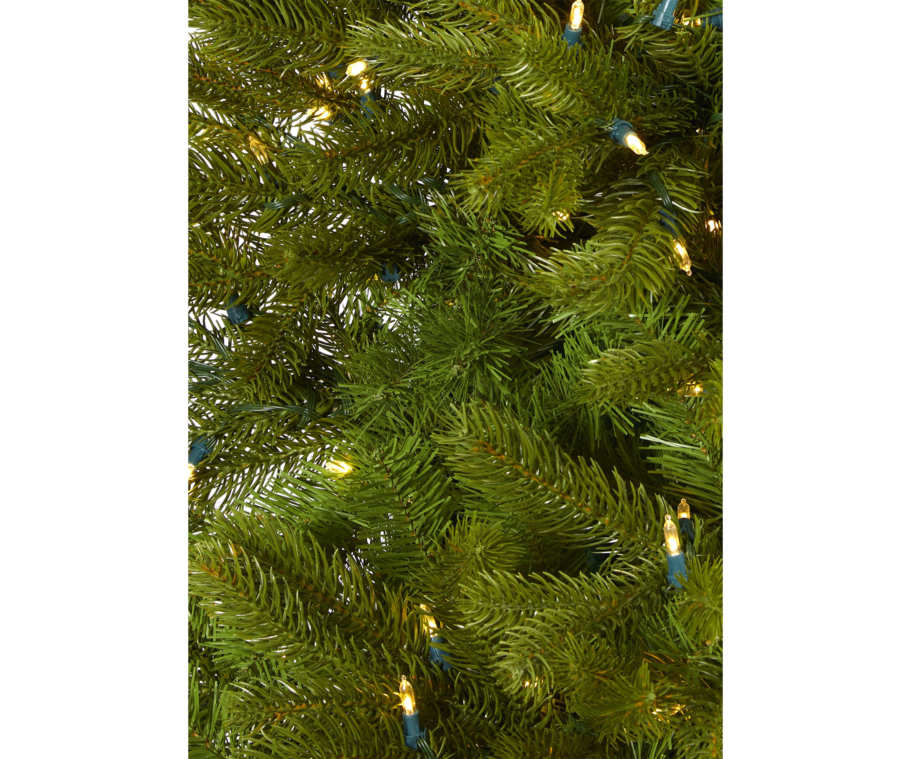 Cambridge Spruce Flat Back Christmas Tree