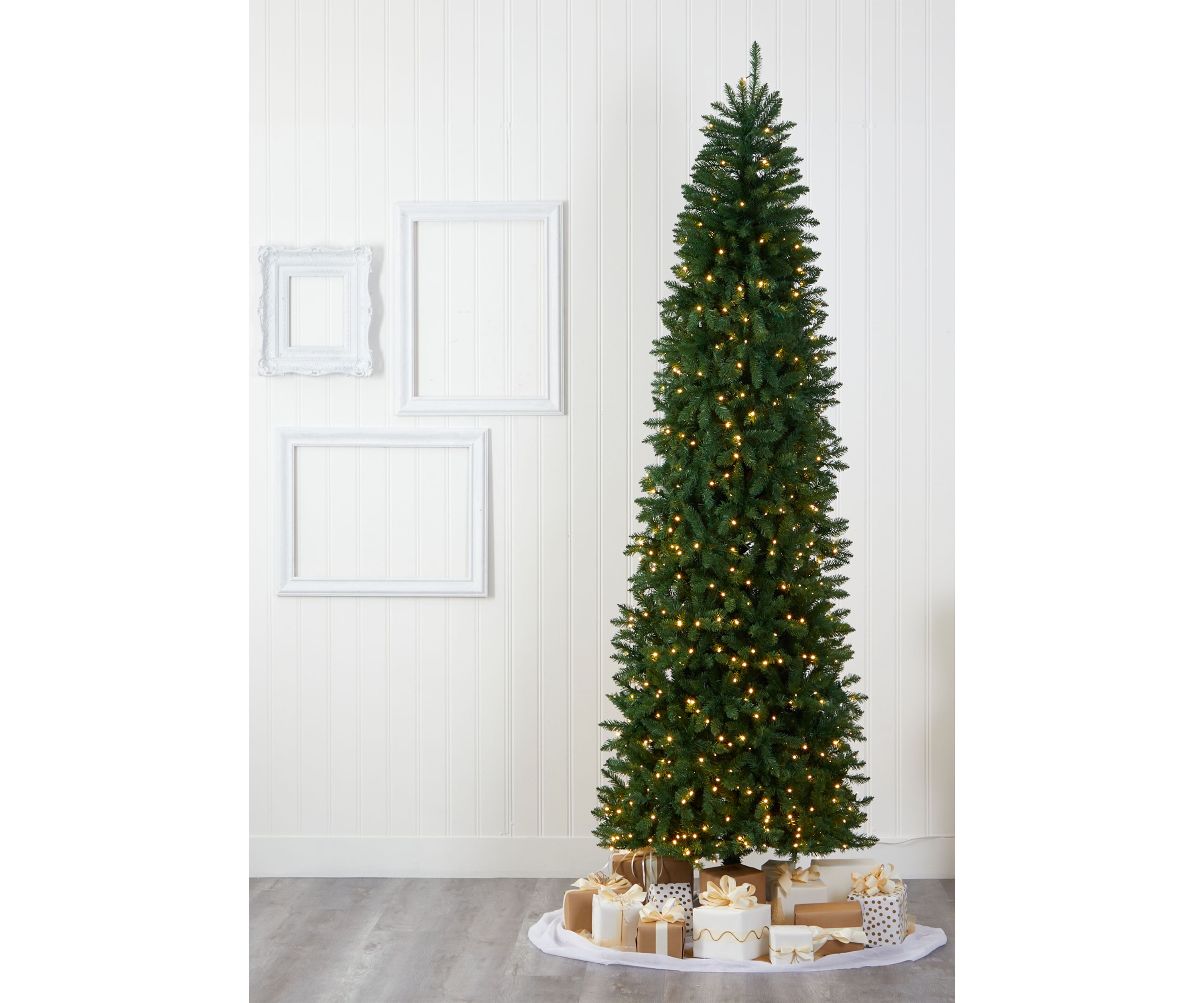 9 Foot Slim Green Mountain Pine Artificial Christmas Tree with 600 Clear LED Lights