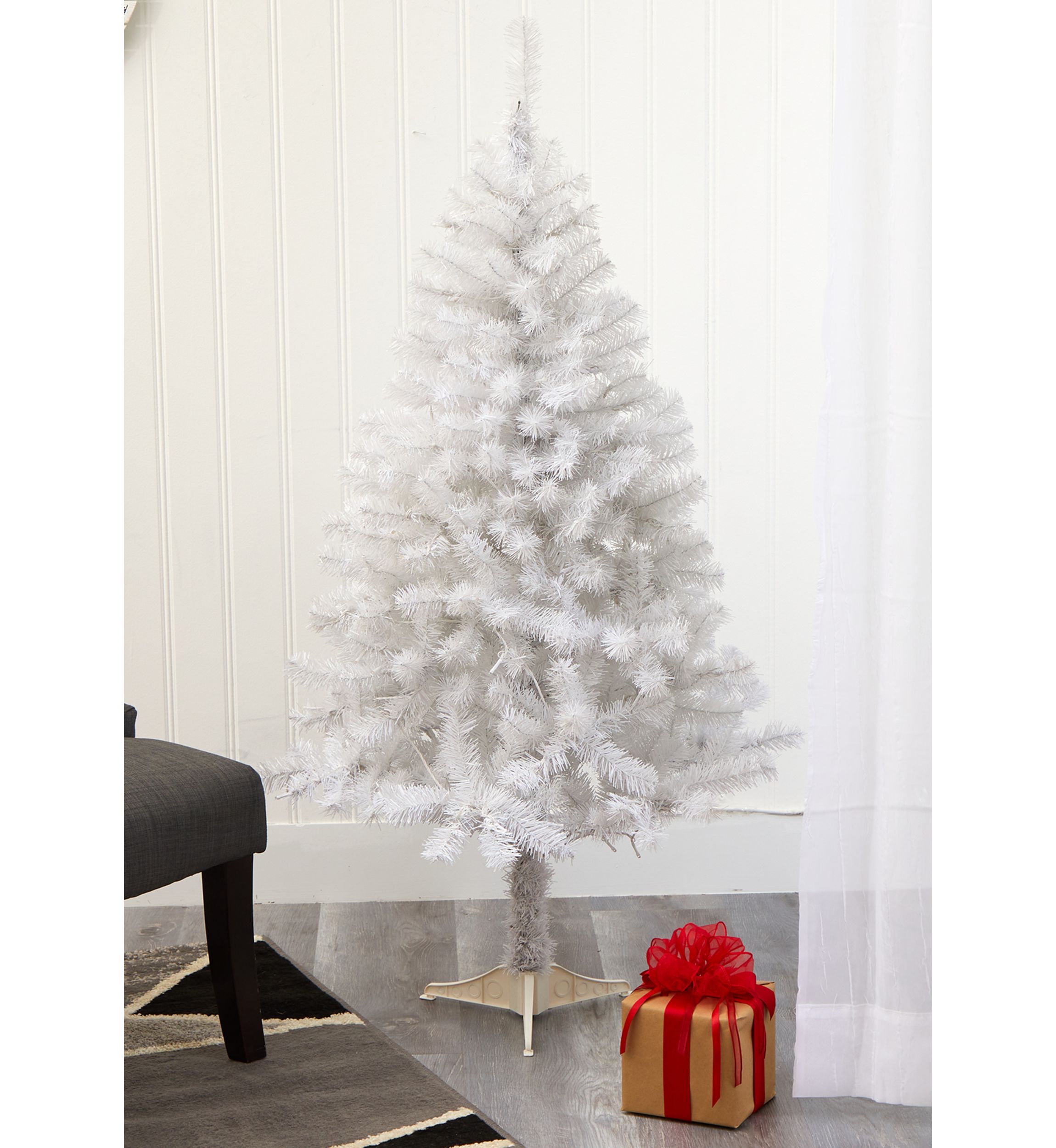 White Christmas Tree