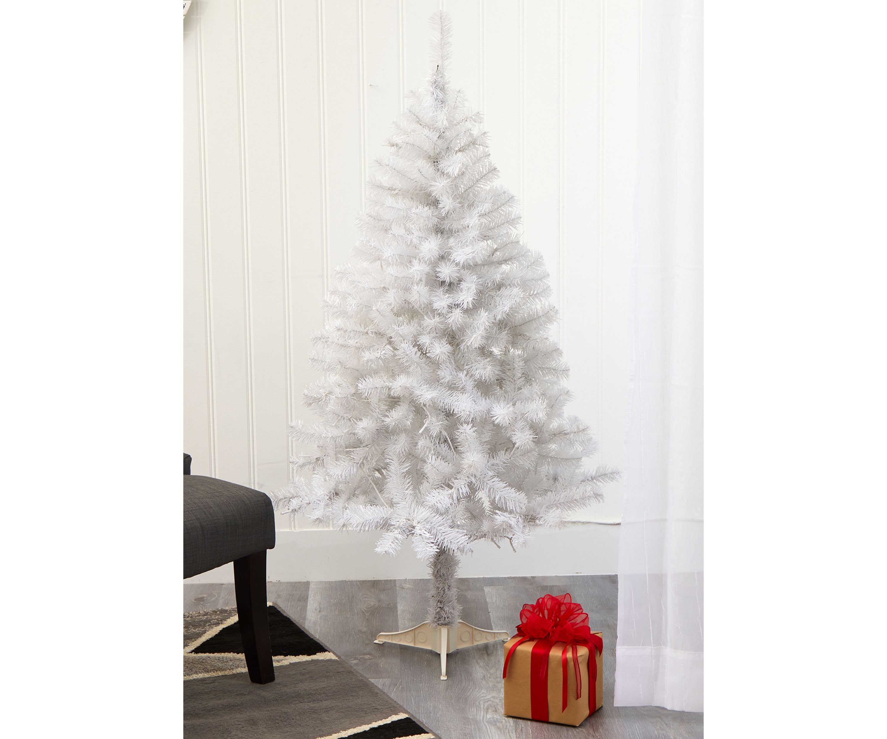 White Christmas Tree