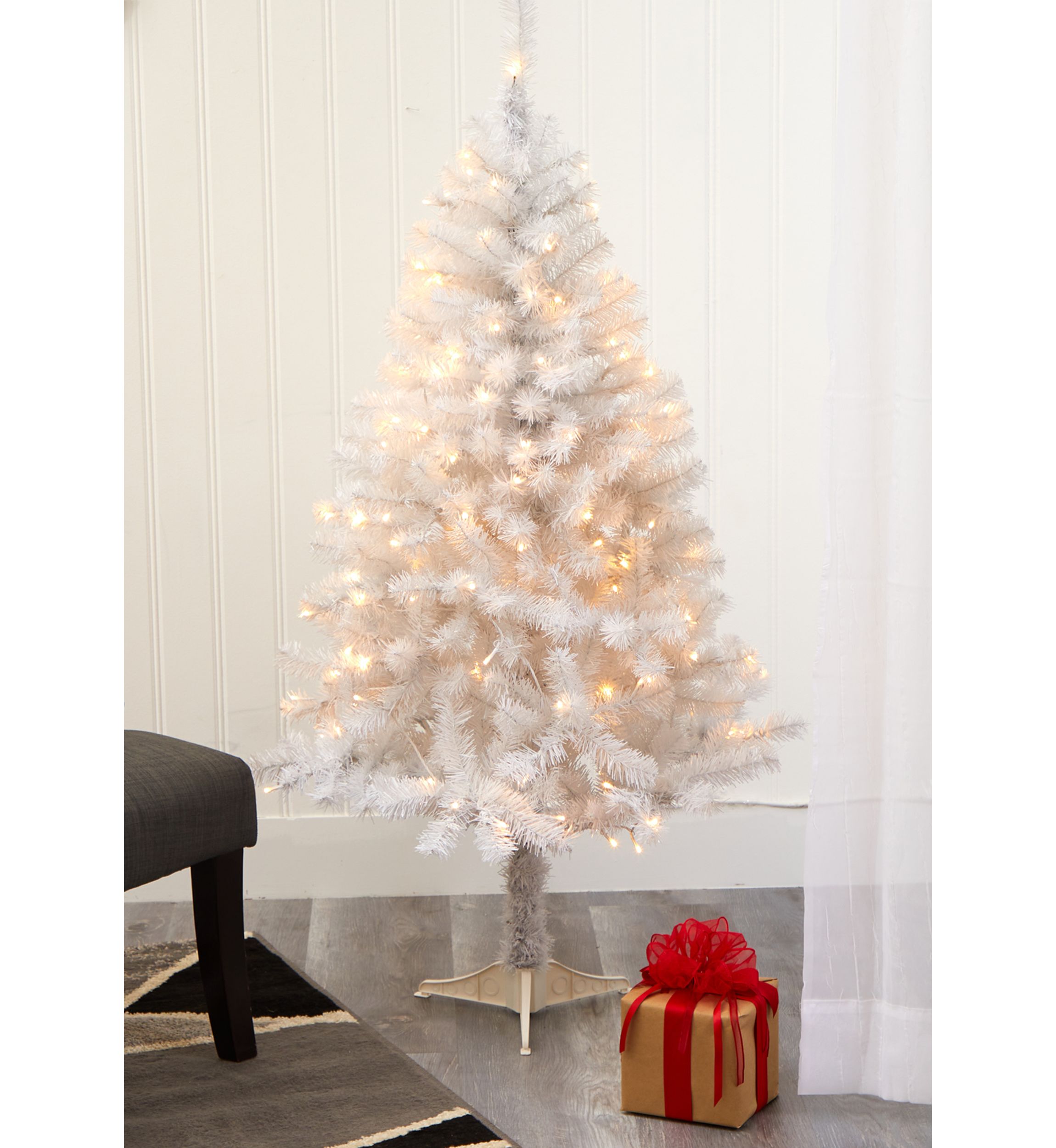 White Christmas Tree