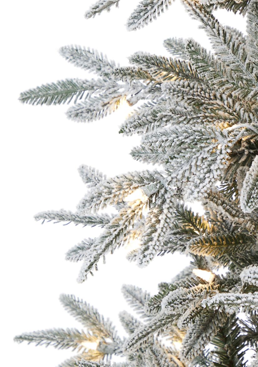 7.5 Foot Flocked Manchester Spruce Artificial Christmas Tree with 450 Lights and 949 Bendable Branches