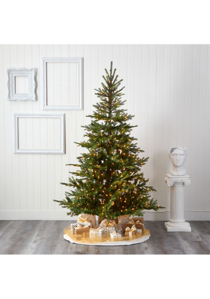 7 Foot North Carolina Spruce Artificial Christmas Tree with 450 Clear Lights and 931 Bendable Branches