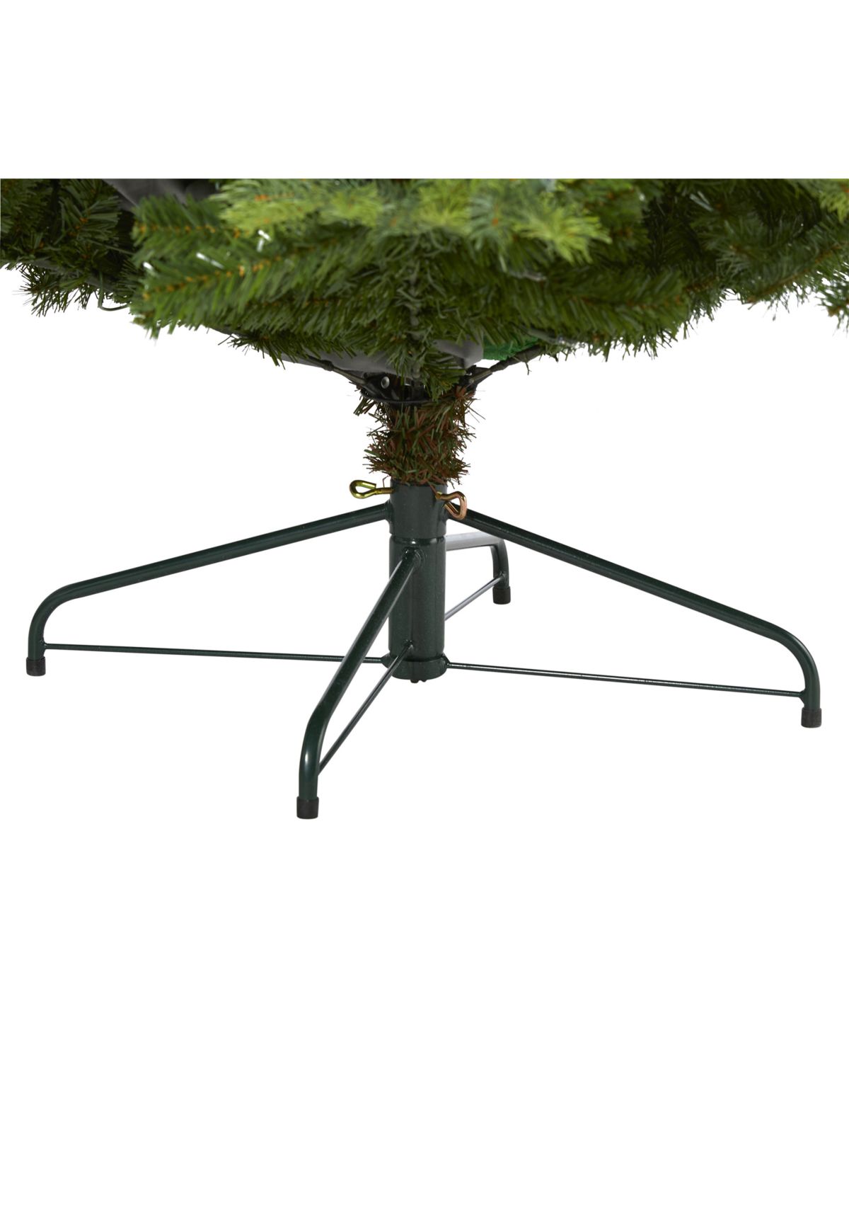 8 Foot North Carolina Spruce Artificial Christmas Tree with 650 Clear Lights and 1303 Bendable Branches