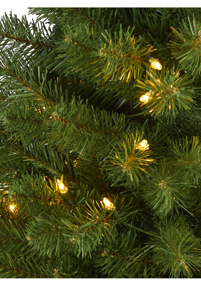 5 Foot Virginia Fir Artificial Christmas Tree with 200 Clear Lights and 379 Bendable Branches