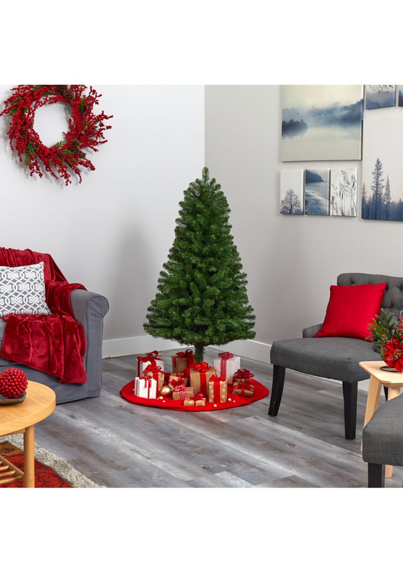 5 Foot Virginia Fir Artificial Christmas Tree with 200 Clear Lights and 379 Bendable Branches