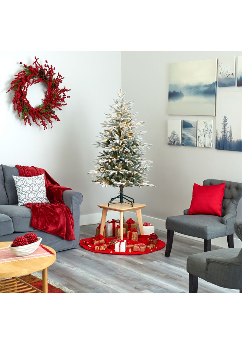 4.5 Foot Flocked Manchester Spruce Artificial Christmas Tree with 100 Lights and 357 Bendable Branches