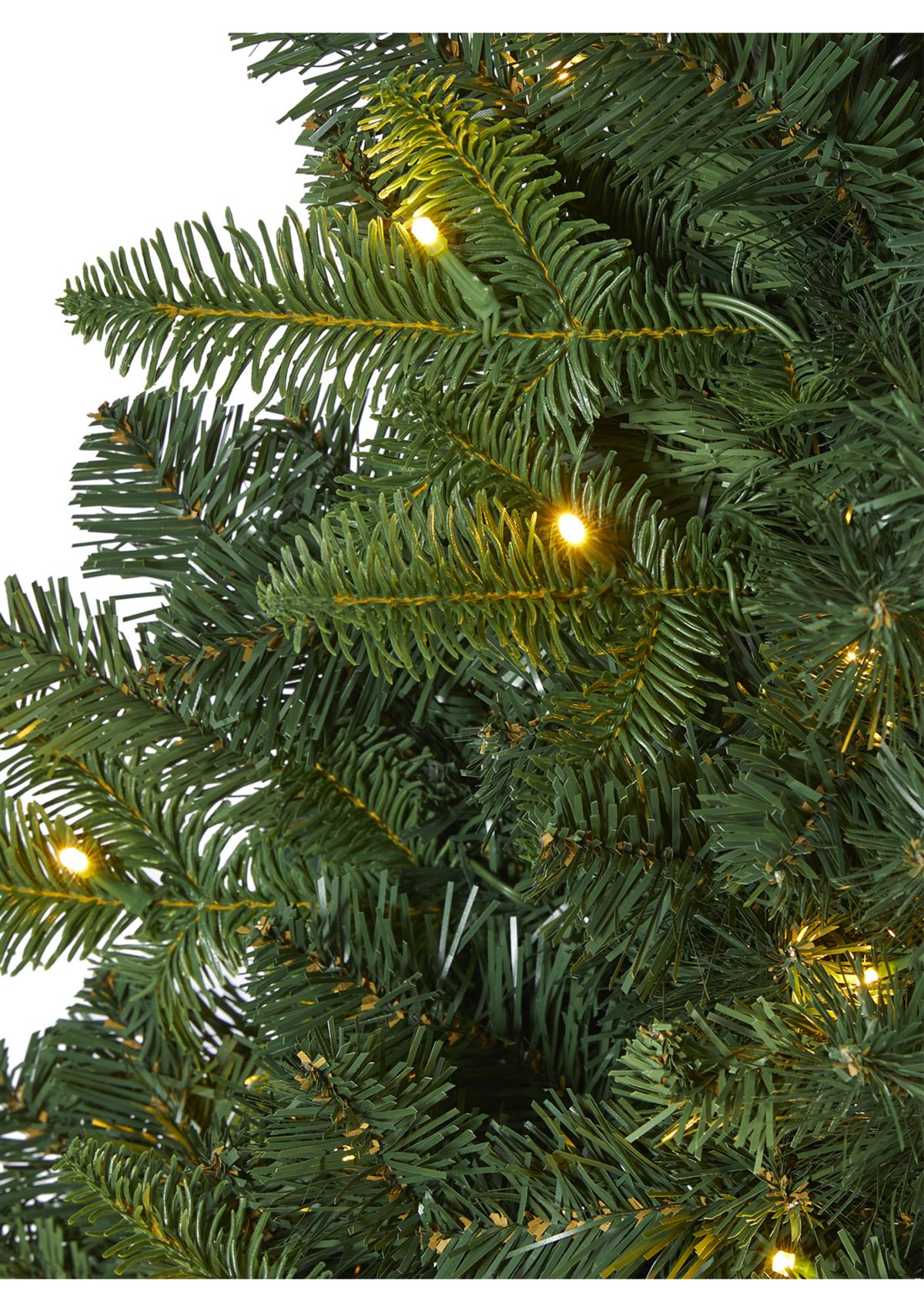 5 Foot Grand Teton Spruce Flat Back Artificial Christmas Tree with 120 Clear LED Lights and 514 Bendable Branches