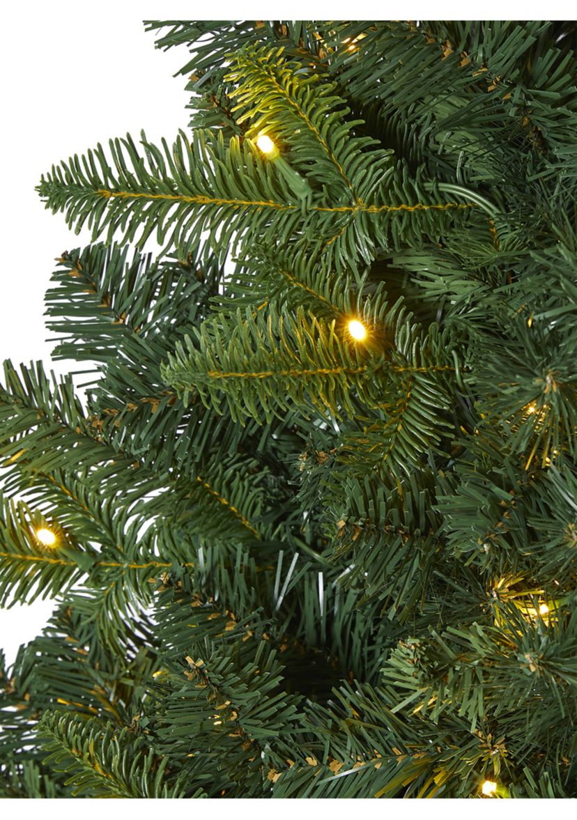 5 Foot Grand Teton Spruce Flat Back Artificial Christmas Tree with 120 Clear LED Lights and 514 Bendable Branches