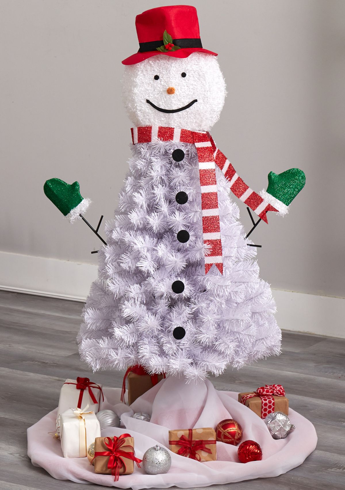 4 Snowman Artificial Christmas Tree with 234 Bendable Branches