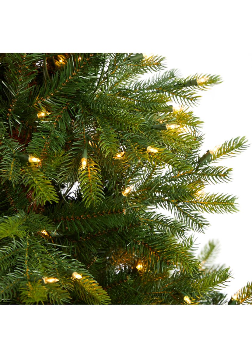 5-Foot North Carolina Spruce Artificial Christmas Tree with 200 Clear Lights and 375 Bendable Branches