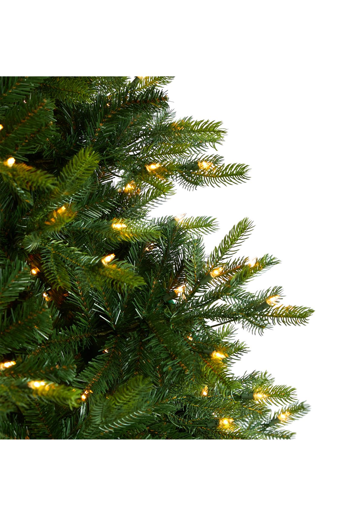9-Foot North Carolina Spruce Artificial Christmas Tree with 750 Clear Lights and 1912 Bendable Branches