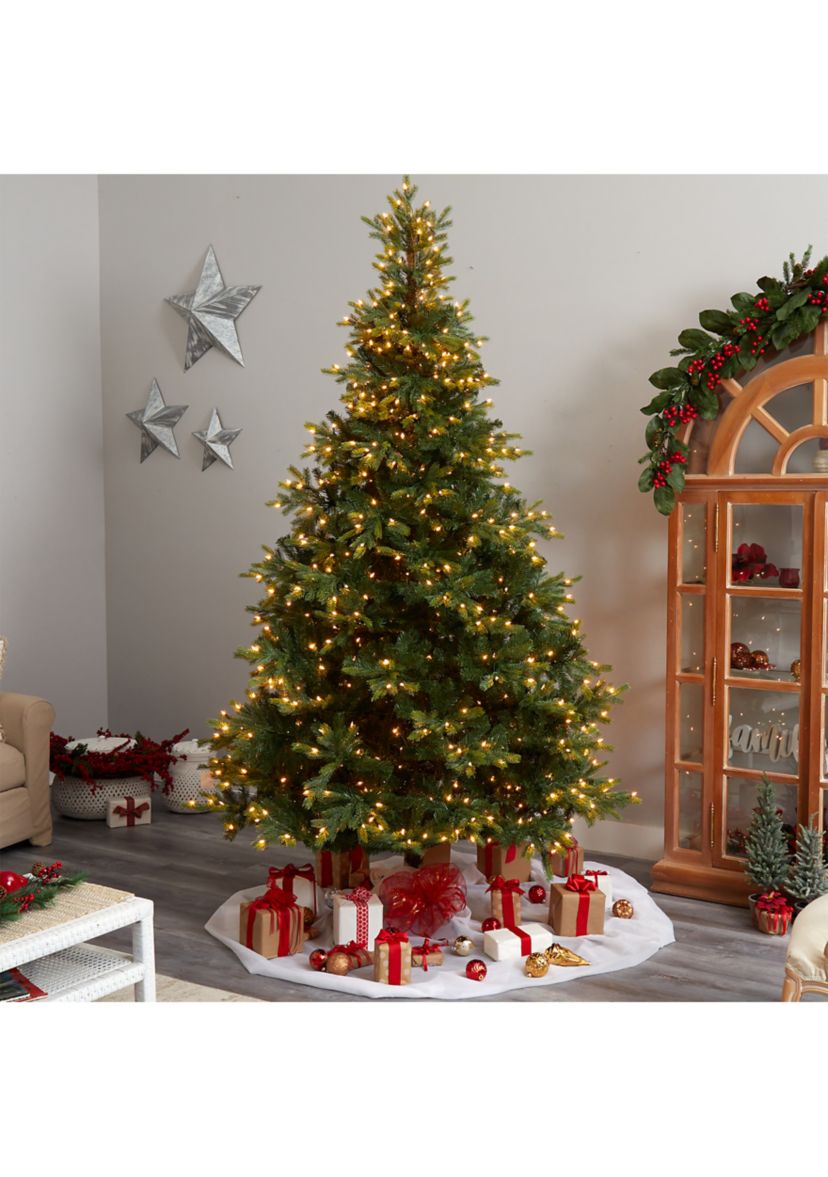 9-Foot North Carolina Spruce Artificial Christmas Tree with 750 Clear Lights and 1912 Bendable Branches