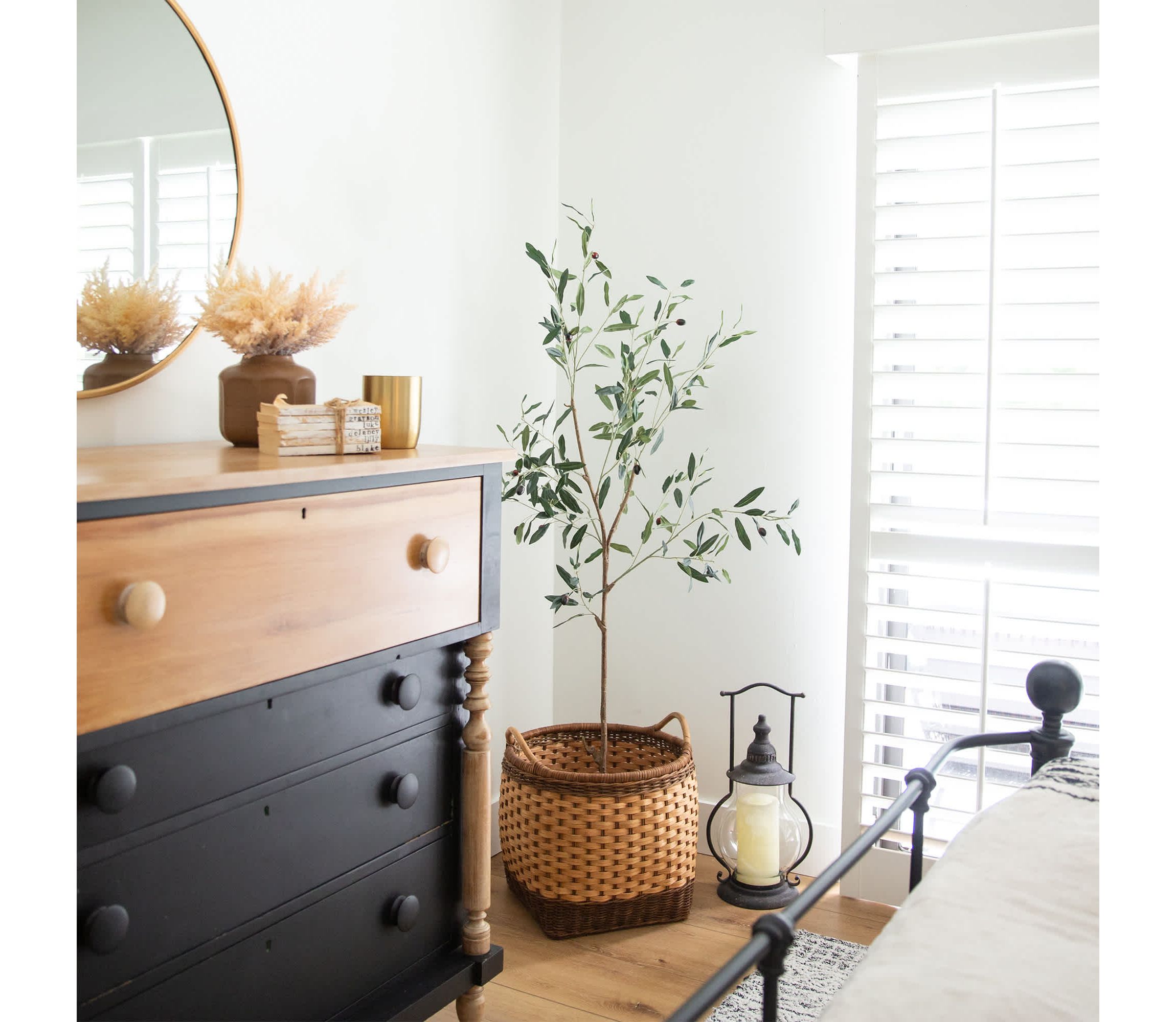 5-Foot Artificial Slim Minimalist Olive Tree