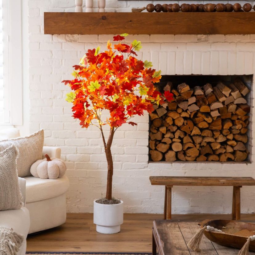 5-Foot Pre-Lit Shades of Autumn Maple Artificial Fall Tree with 270 Warm White LED Lights