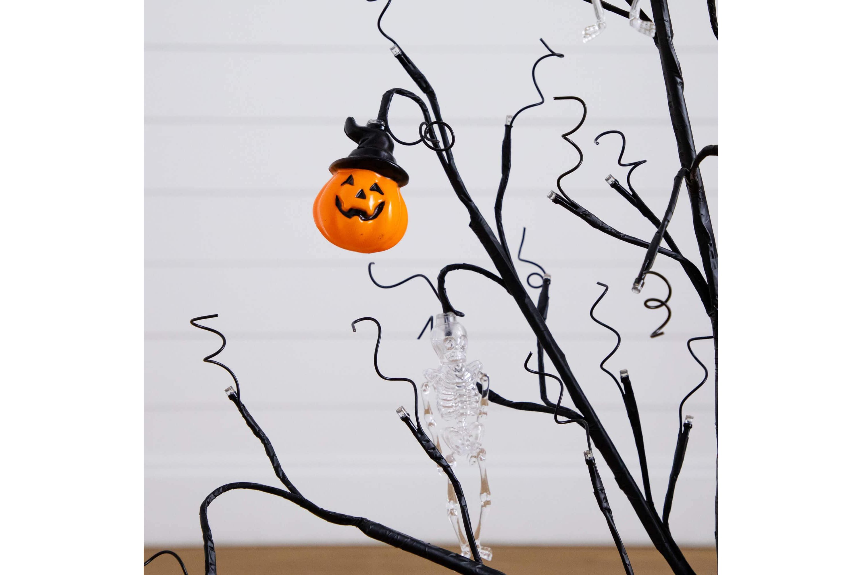 3-Foot Pre-Lit Artificial Halloween Pumpkins and Skulls Ornament Tree with 48 Warm White LED Lights