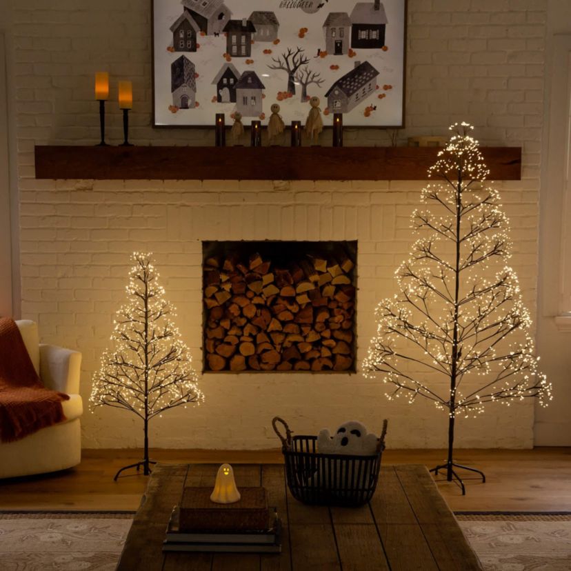 6-Foot Pre-Lit Artificial Halloween Black Starburst Tree with 1680 Fairy Warm White LED Lights