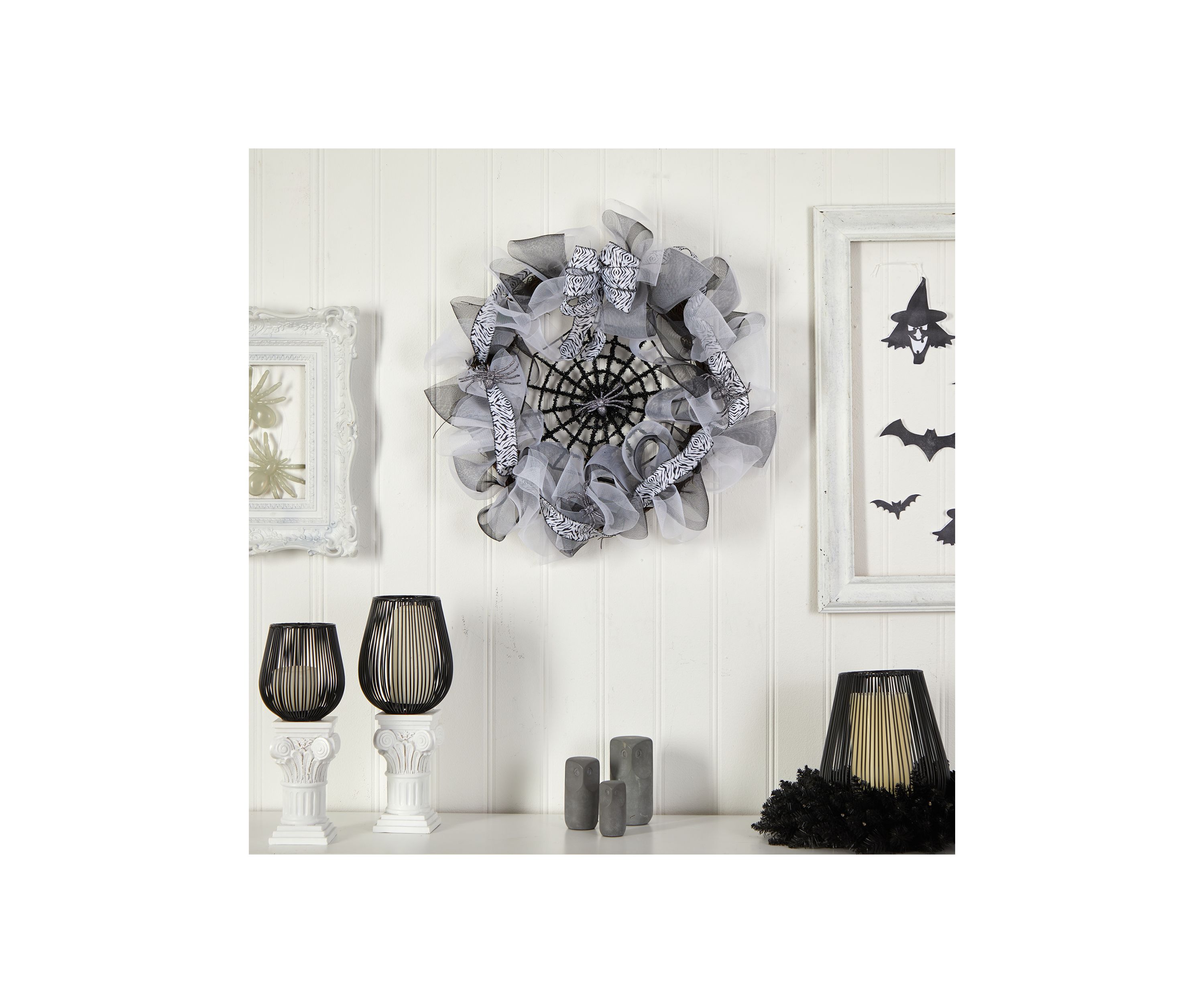 26 Inch Halloween Spider Web Mesh Wreath