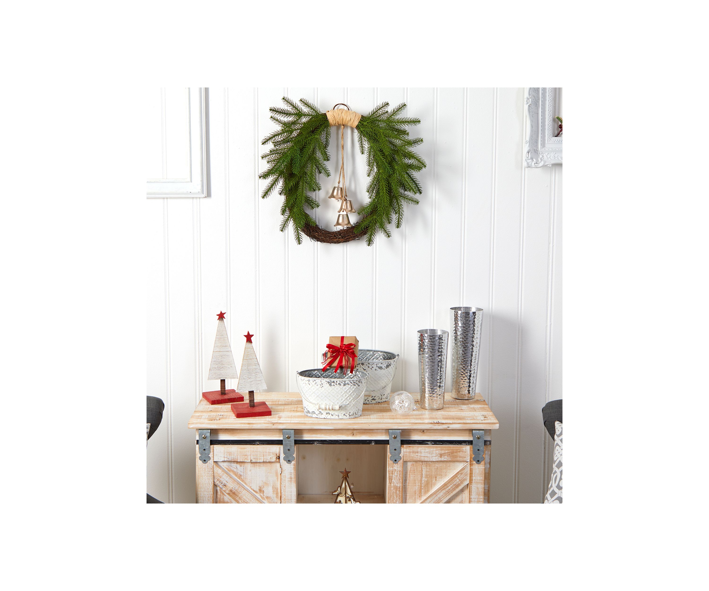 24 Inch Holiday Christmas Pine and Hanging Bells Wreath