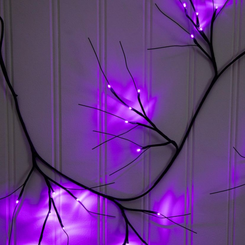 6.5-Foot Pre-Lit Artificial Halloween Black Twig Garland with 48 Purple LED Lights