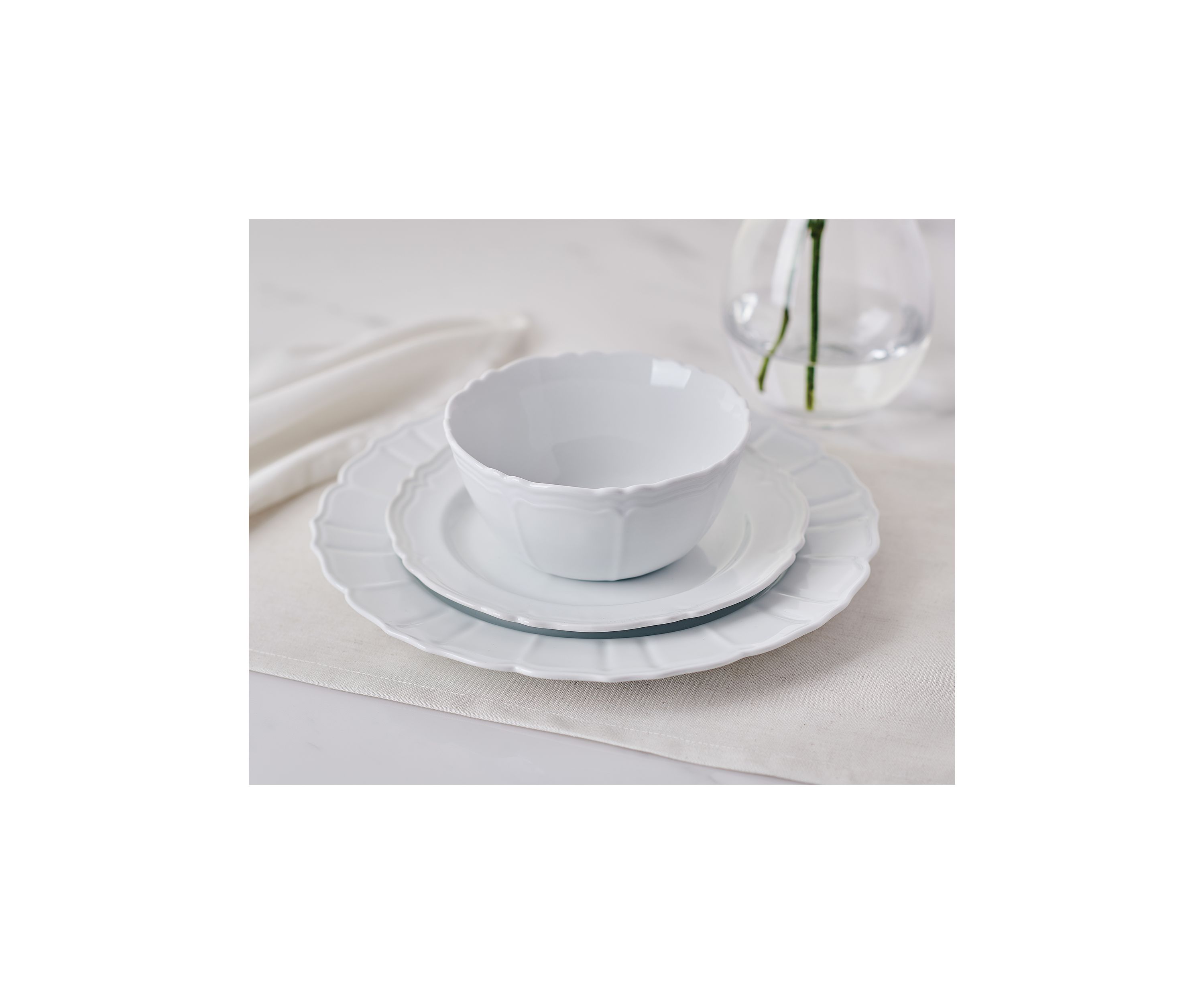 White 12 Piece Dinnerware Set